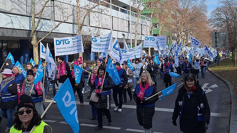 Teilnehmerinnen und Teilnehmer der Demonstration