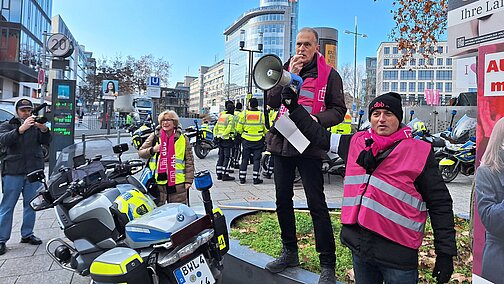 Teilnehmerinnen und Teilnehmer der Demonstration