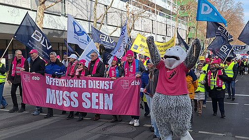 Teilnehmerinnen und Teilnehmer der Demonstration